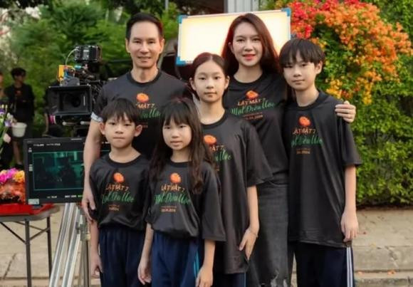 Vo tre cua Ly Hai lan dau tiet lo con nguoi that cua chong