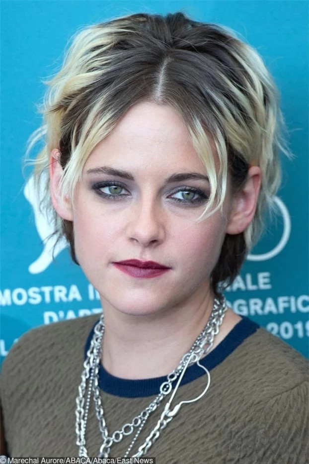 9. Người mắt xanh lá thường lạc quan hơn về tương lai: Người mắt xanh lá chiếm ưu thế trong các hạng mục như đặt mục tiêu, lạc quan về tương lai và đam mê công việc - giống như những người có đôi mắt màu hạt dẻ. Ngoài ra, những người mắt xanh lá đặt mục tiêu cuộc sống thường xuyên hơn (65,9%) và đóng góp cho những mục tiêu mà họ thấy quan trọng (48%).