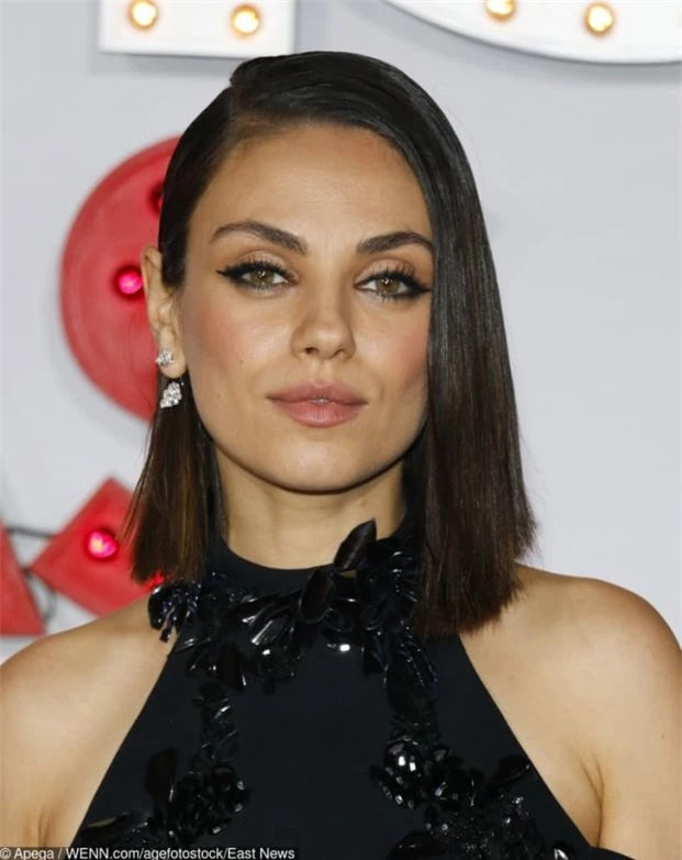 8. Người mắt hạt dẻ thể hiện tốt hơn khi chịu áp lực: 50,7% những người có đôi mắt màu hạt dẻ hoạt động tốt khi bị căng thẳng và áp lực. Họ cũng say mê hơn với công việc của mình. Nam giới có mắt màu hạt dẻ và xanh lá đều được coi là hấp dẫn nhất đối với phụ nữ, bất chấp định kiến về màu mắt xanh lá.