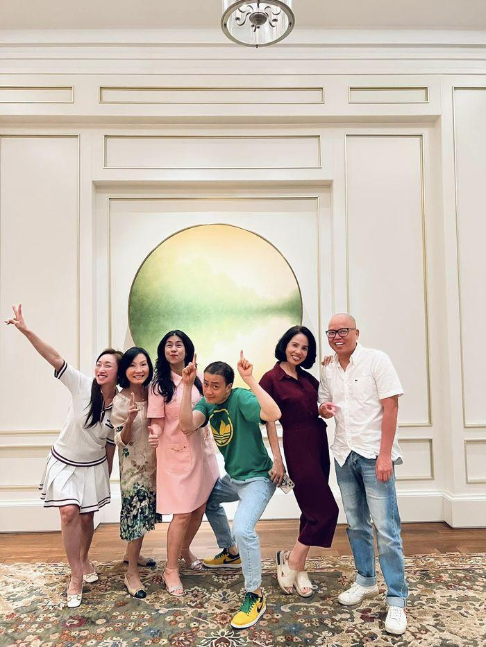 Vợ doanh nhân của Chi Bảo lộ nhan sắc thật qua ảnh cam thường - Hình 2 Vo doanh nhan cua Chi Bao lo nhan sac that qua anh cam thuong-Hinh-2