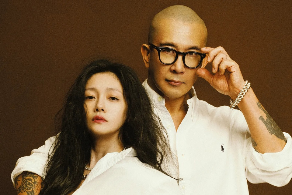 Tu Hy Vien phan hoi tin ngoai tinh sau lung Uong Tieu Phi