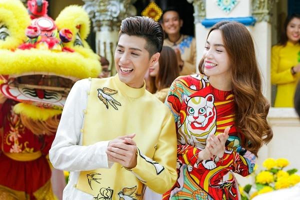 Ngoại hình Hồ Ngọc Hà - Noo Phước Thịnh thay đổi sau 8 năm - Hình 10 Ngoai hinh Ho Ngoc Ha - Noo Phuoc Thinh thay doi sau 8 nam-Hinh-10