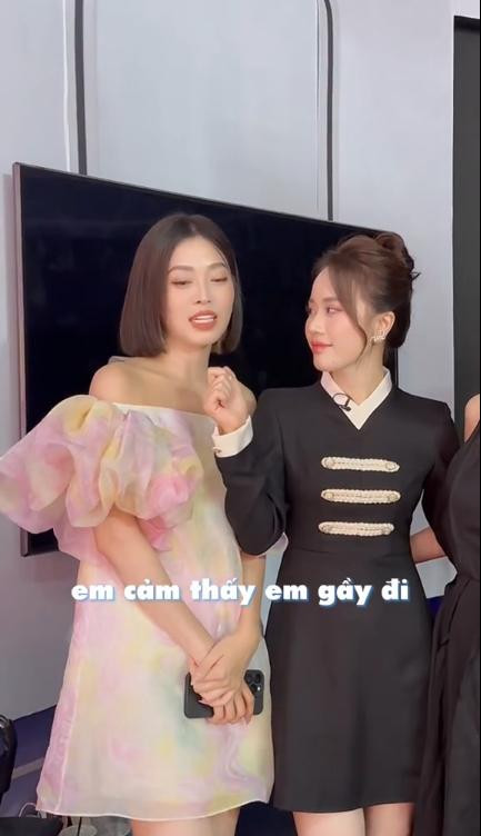 Phương Nga sụt kí, gầy hẳn vì hôn nhân 'vất vả' với Bình An Phuong Nga sut ki, gay han vi hon nhan 'vat va' voi Binh An