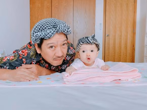 Con gai Truong Giang 'dinh keo' voi ba khi bi benh-Hinh-4