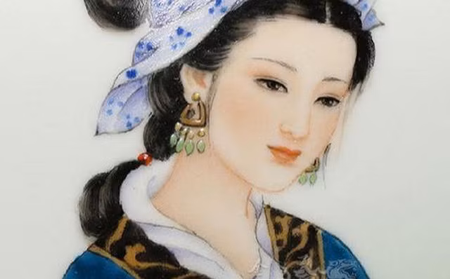 Tây Thi, với nhan sắc tự nhiên kiều diễm, đã trở thành huyền thoại bất tử, làm say đắm lòng người qua nhiều thế kỷ, trở thành niềm tự hào và kính ngưỡng của thế giới.