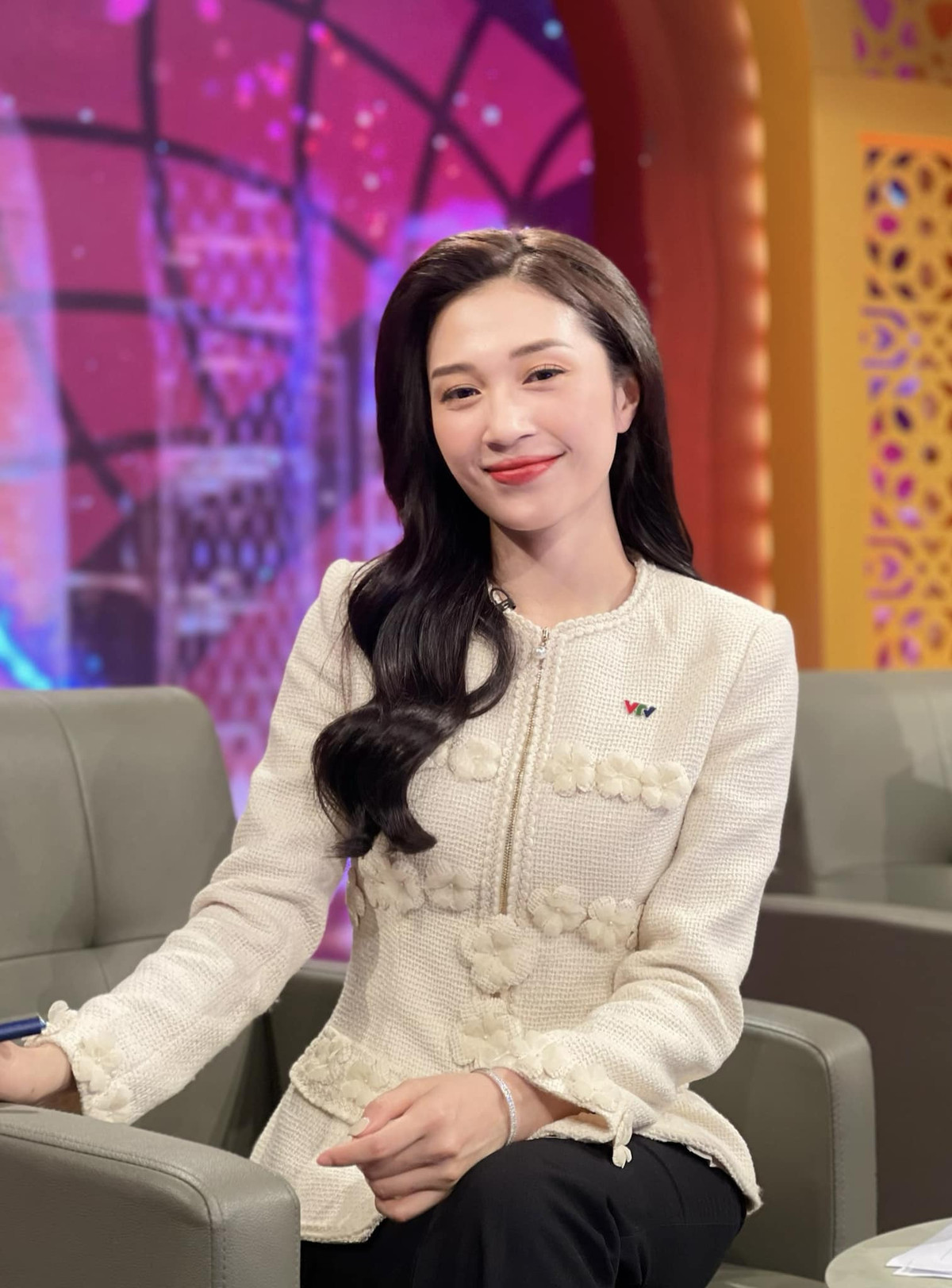 MC Ngoc Anh VTV: Thoi diem nay, toi lua chon cong viec