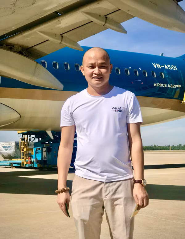 Dù đã ly hôn nhưng Xuân Nghĩa vẫn giữ mối quan hệ thân tình với vợ cũ, nghệ sĩ Xuân Nghĩa còn lo cho con trai chu đáo. Anh cố gắng làm những điều tốt nhất cho con trong khả năng của mình. Dù không còn sống chung nhà nhưng nghệ sĩ Xuân Nghĩa và con trai vẫn rất thân thiết.