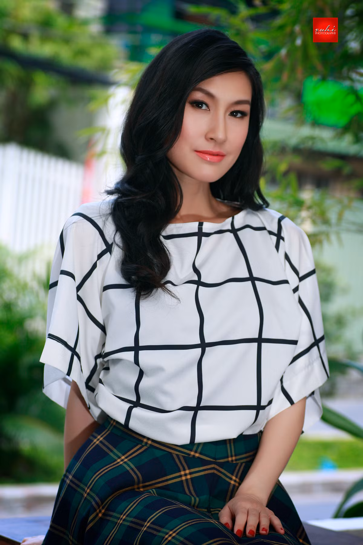 Đi lên bằng sự nỗ lực cá nhân, Kathy Uyên được khán giả Việt biết tới với vai diễn ấn tượng trong Chuyện tình xa xứ.