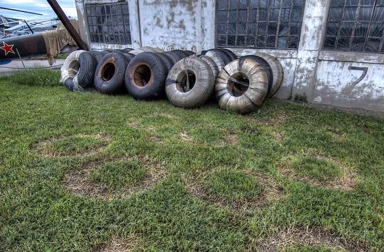 Những chiếc lốp của máy bay ném bom chiến lược Tu-95.