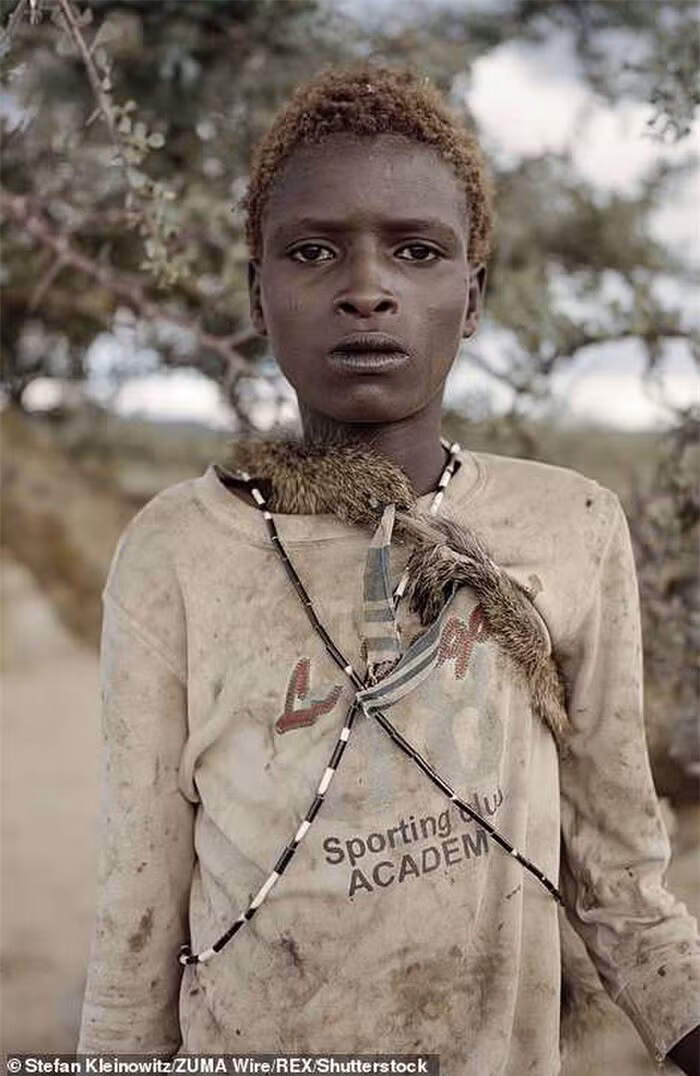 Bộ tộc thích ăn thịt khỉ đầu chó, có tài săn bắn “thần sầu“ ảnh 16