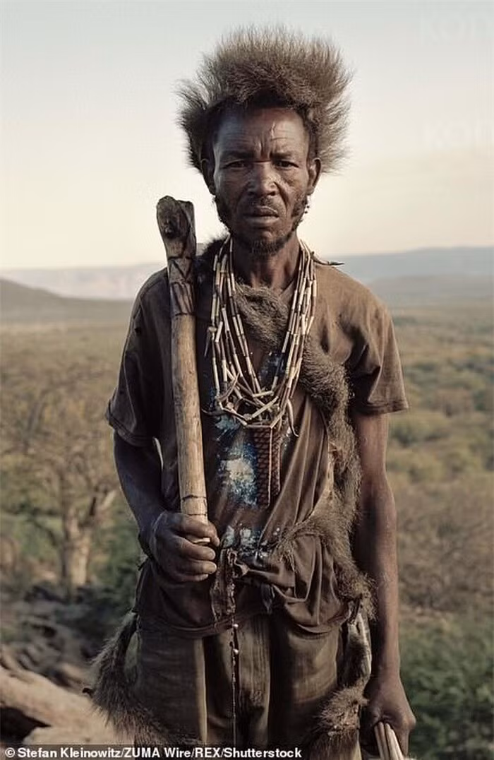 Bộ tộc thích ăn thịt khỉ đầu chó, có tài săn bắn “thần sầu“ ảnh 15