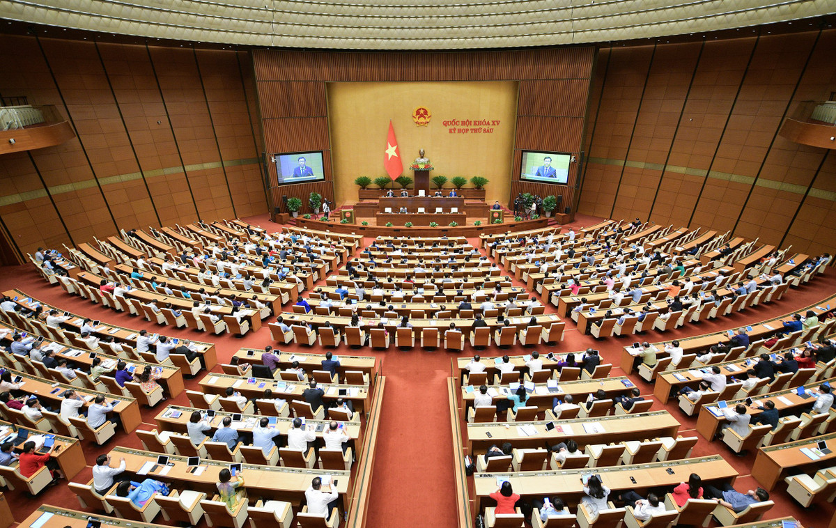 De nghi Chinh phu, Bo truong tiep thu toi da y kien chat van cua dai bieu-Hinh-2