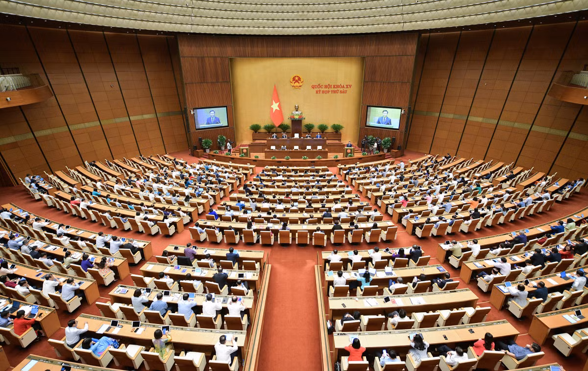 De nghi Chinh phu, Bo truong tiep thu toi da y kien chat van cua dai bieu-Hinh-2