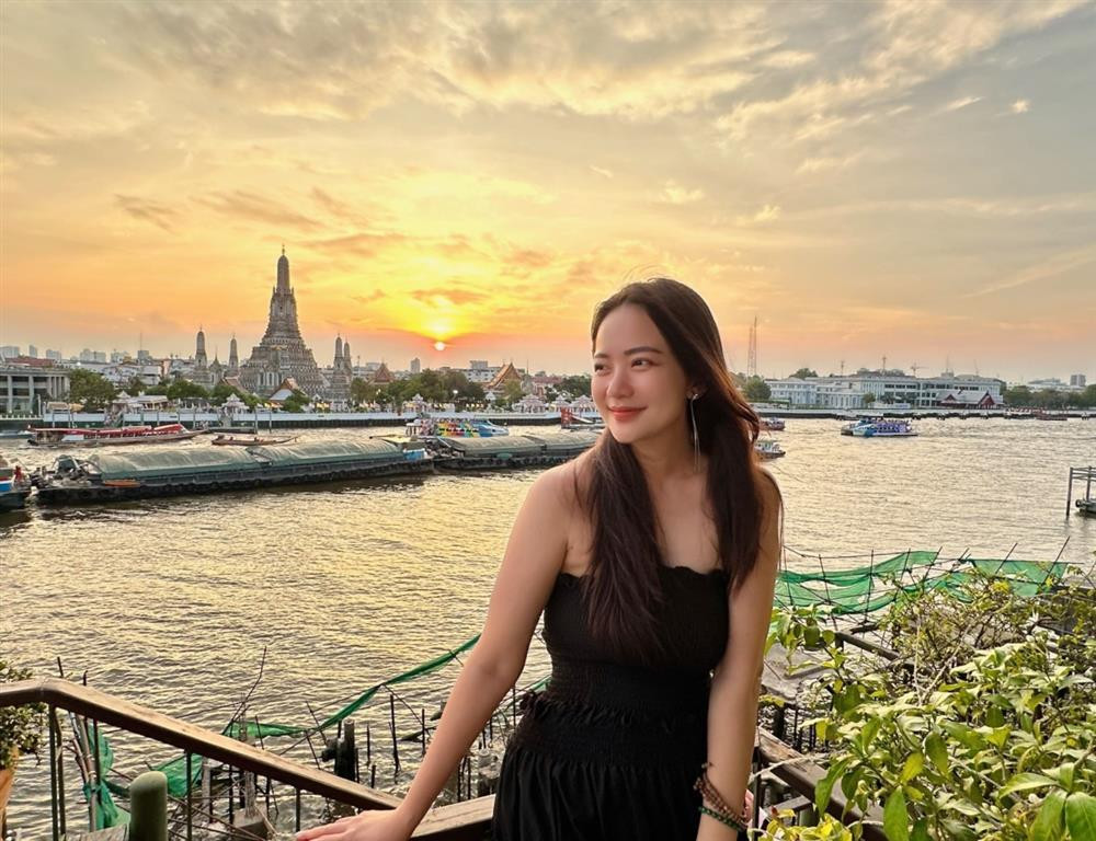 ược chú ý hơn cả là Phan Như Thảo. Vợ của đại gia Đức An sau khi giảm ngoạn mục 22kg về mốc 60kg đã có thể mặc lại chiếc váy mua từ 8 năm trước.