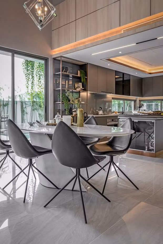 Biet thu hon 300m2 thiet ke sang trong, view co ho-Hinh-4