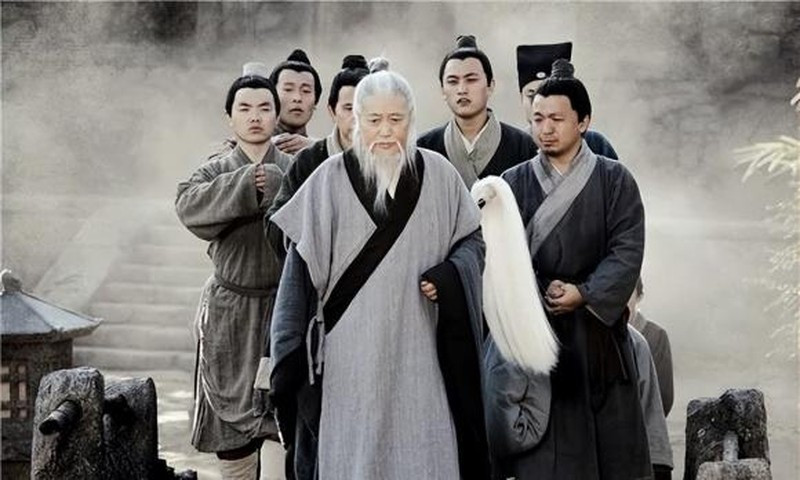 “Đàn ông 38 ắt phát tài, phụ nữ 38 dễ góa phụ” là sao? “Dan ong 38 at phat tai, phu nu 38 de goa phu” la sao?