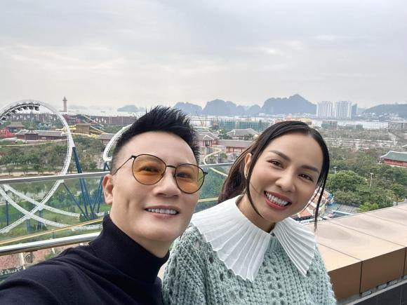 Hoang Bach bi vo 'thao tung tam ly' khi bat lam dieu nay dau nam-Hinh-2