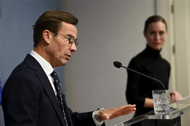 Phan Lan va Thuy Dien cam ket gia nhap NATO cung thoi diem