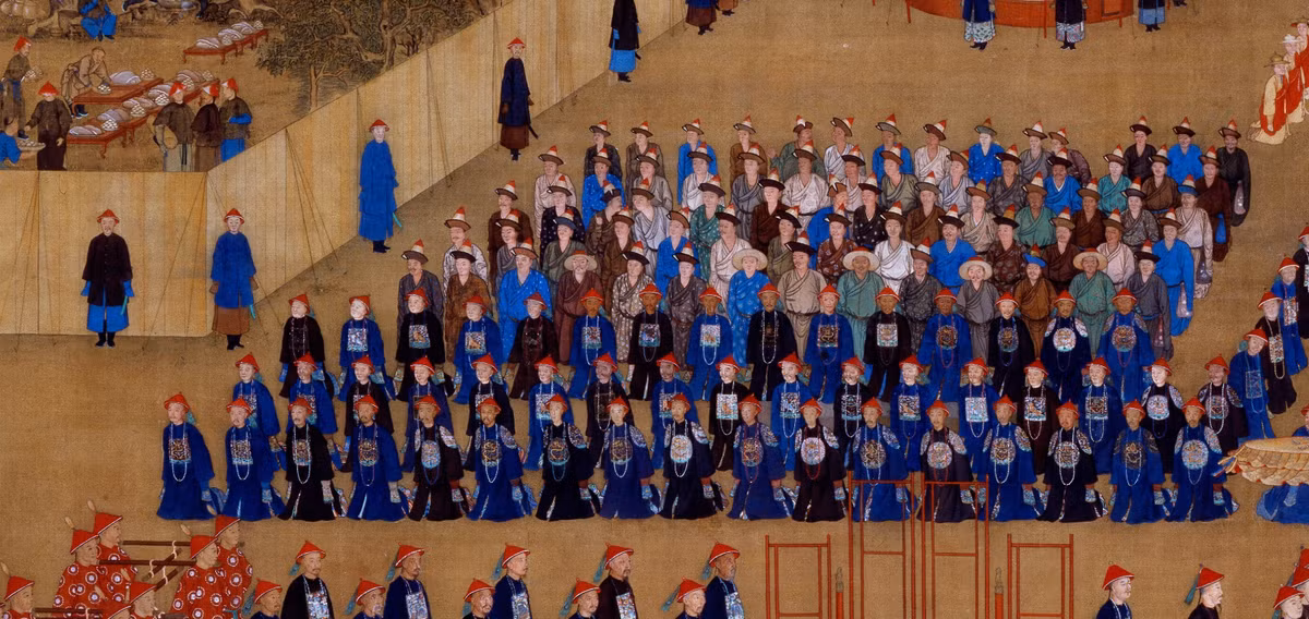 Phong to tranh ve cua Can Long, cu dan mang gap chuyen khong tin-Hinh-2