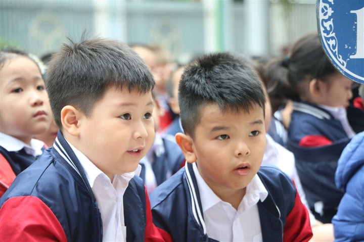 Ha Noi giam 50% hoc phi nam hoc 2021 - 2022