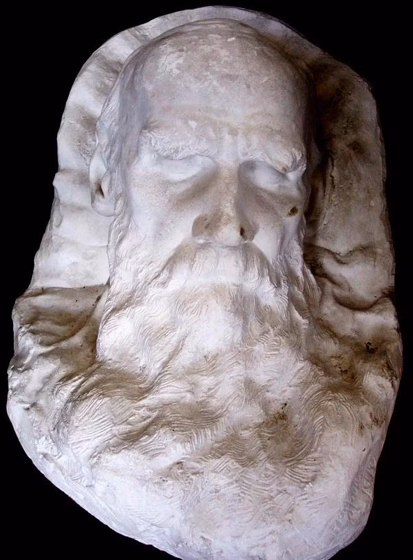 LEO TOLSTOY (1828-1910), đại văn hào Nga sau những chuyến đi vô định, cuối củng ông nghỉ và chết trong ngôi nhà của một trưởng ga, những lời cuối của ông, “Thế còn người nông dân, họ chết ra sao?”