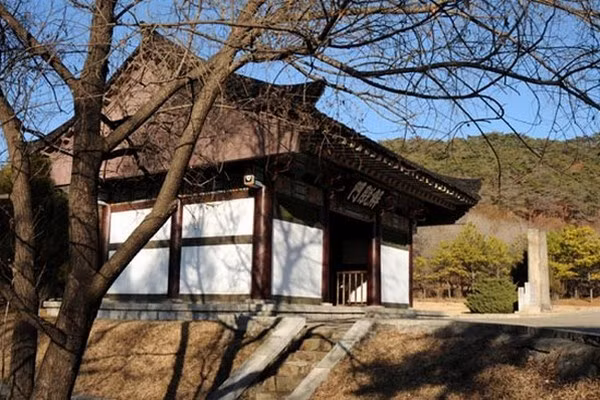 Năm 1990 bắt đầu mới khôi phục lại khang trang và hiện nay ngôi cổ tự này rất thu hút khách thập phương đến chiêm bái.