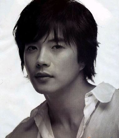 Khi làm việc, bạn luôn tuân theo nguyên tắc rõ ràng, nhưng đôi khi vì quá nghe lời, bạn thiếu đi sự thú vị và sinh động cần có.