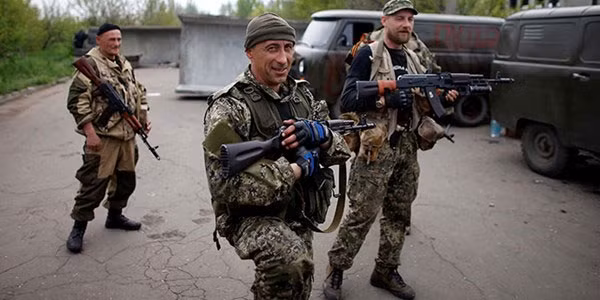 Lực lượng dân quân tự vệ của phe ly khai đông Ukraine.