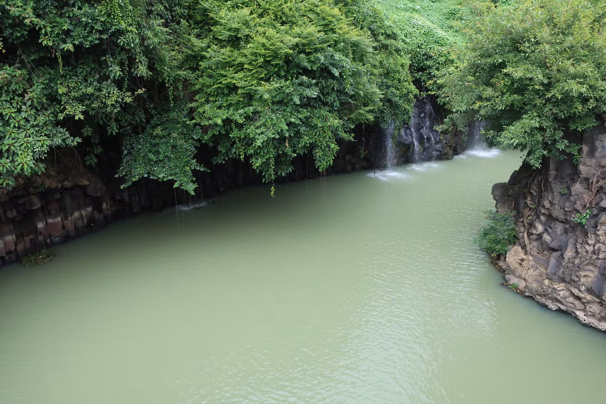 Huyen su dong thac mang ten vi hoang de dau tien cua trieu Nguyen-Hinh-3