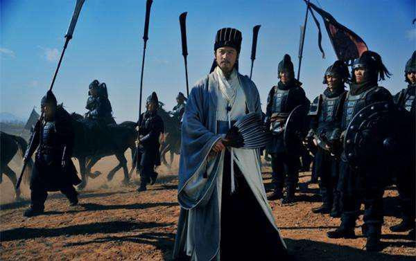 Một chữ của Gia Cát Lượng giúp Lưu Bị giành một phần ba thiên hạ Mot chu cua Gia Cat Luong giup Luu Bi gianh mot phan ba thien ha