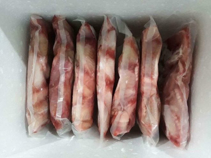 Cá ninja có thế chế biến thành nhiều món, như lẩu, cà ri, chiên bột... nhưng ngon và hợp "gu" với thực khách nhất vẫn là hai món om bắp chuối và nướng.