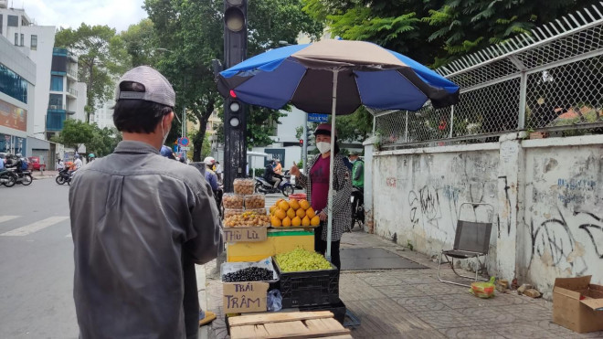 200.000 đồng/kg trâm rừng, muốn mua không dễ 200.000 dong/kg tram rung, muon mua khong de