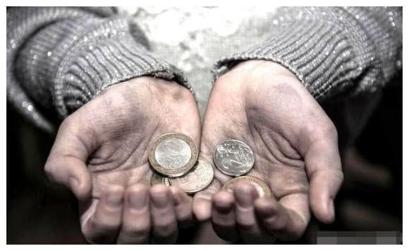 Mot so tinh cach va thoi quen xau co the khien ban ngheo di-Hinh-2