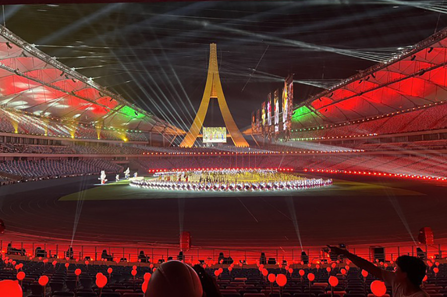 Khai mac SEA Games 32: An tuong nhu Olympic