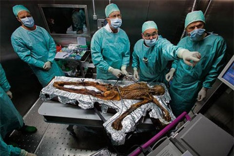 "Đánh thức" xác ướp, lời nguyền kinh hoàng ứng nghiệm ảnh 2