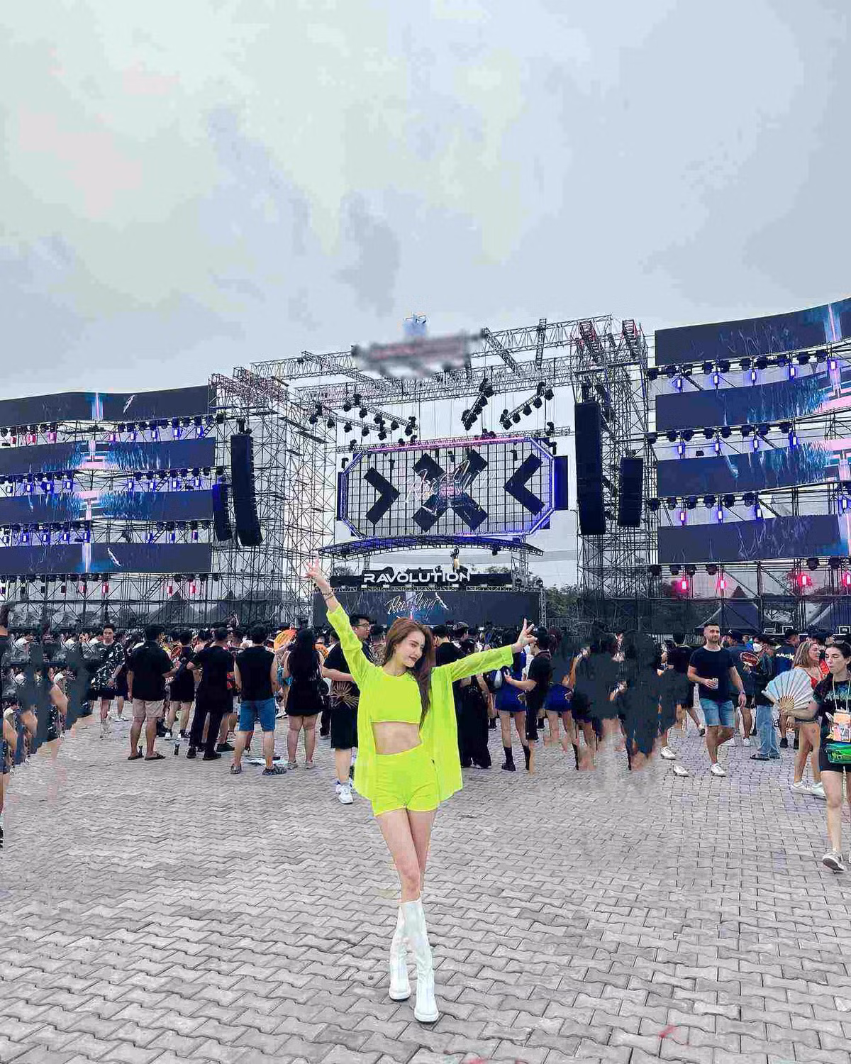 Em gai Cong Vinh, “tien nu Tuyet Tinh Coc” mac do cuc “boc”-Hinh-2