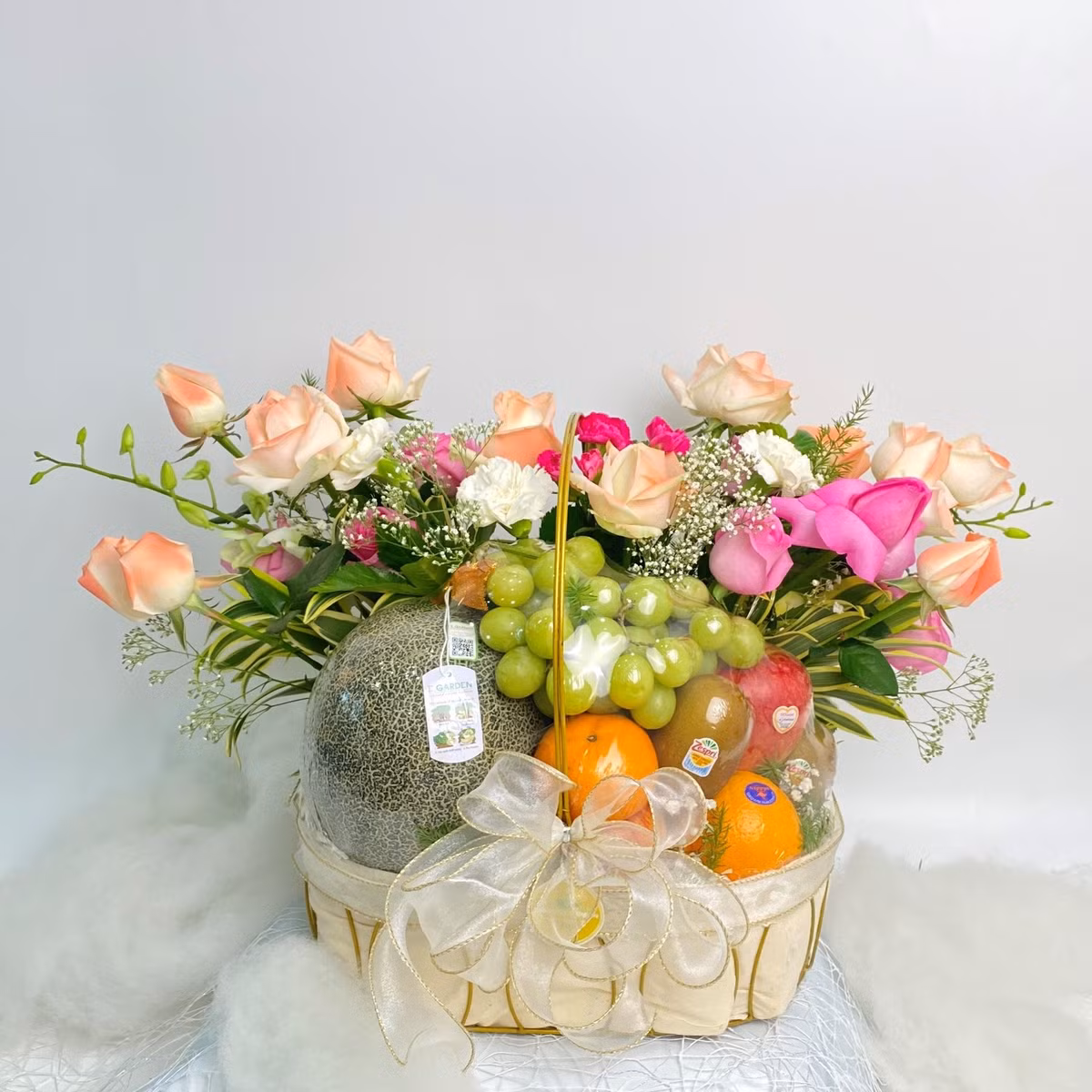 Cua hang hoa giam nua don hang dip 8/3-Hinh-4