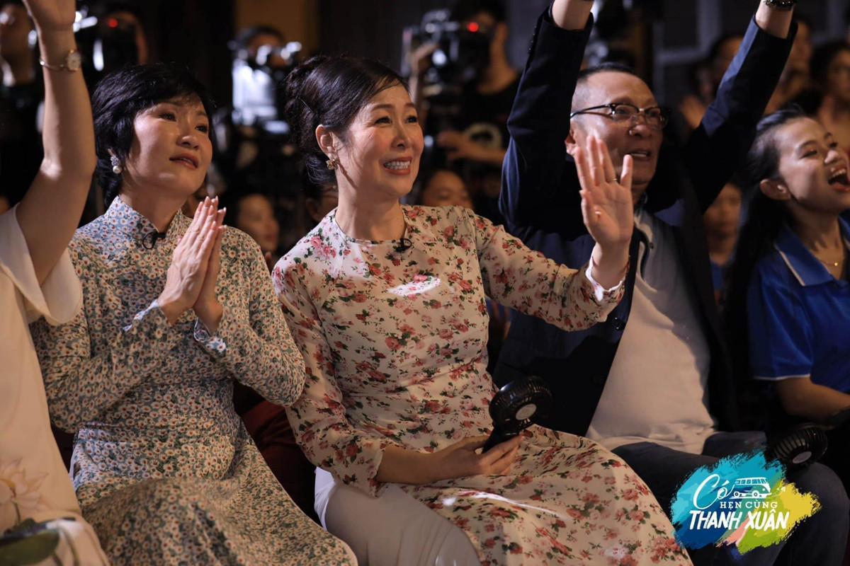 Hồng Vân: "Trái tim tôi đau buốt khi chứng kiến Hồng Đào rơi nước mắt" - Hình 2 Hong Van: