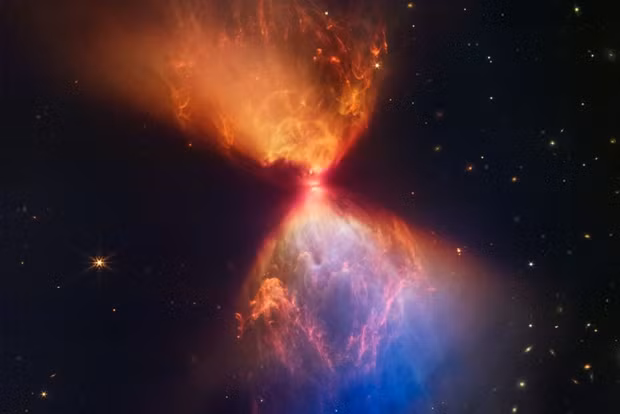 Kính Thiên văn James Webb tiết lộ đặc điểm của một khu vực hình thành tiền sao (protostar) mới