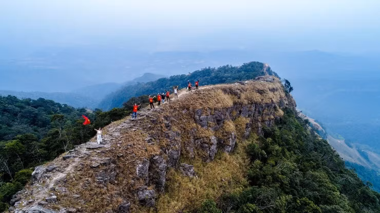 Xem may von nui o noc nha xu Lang