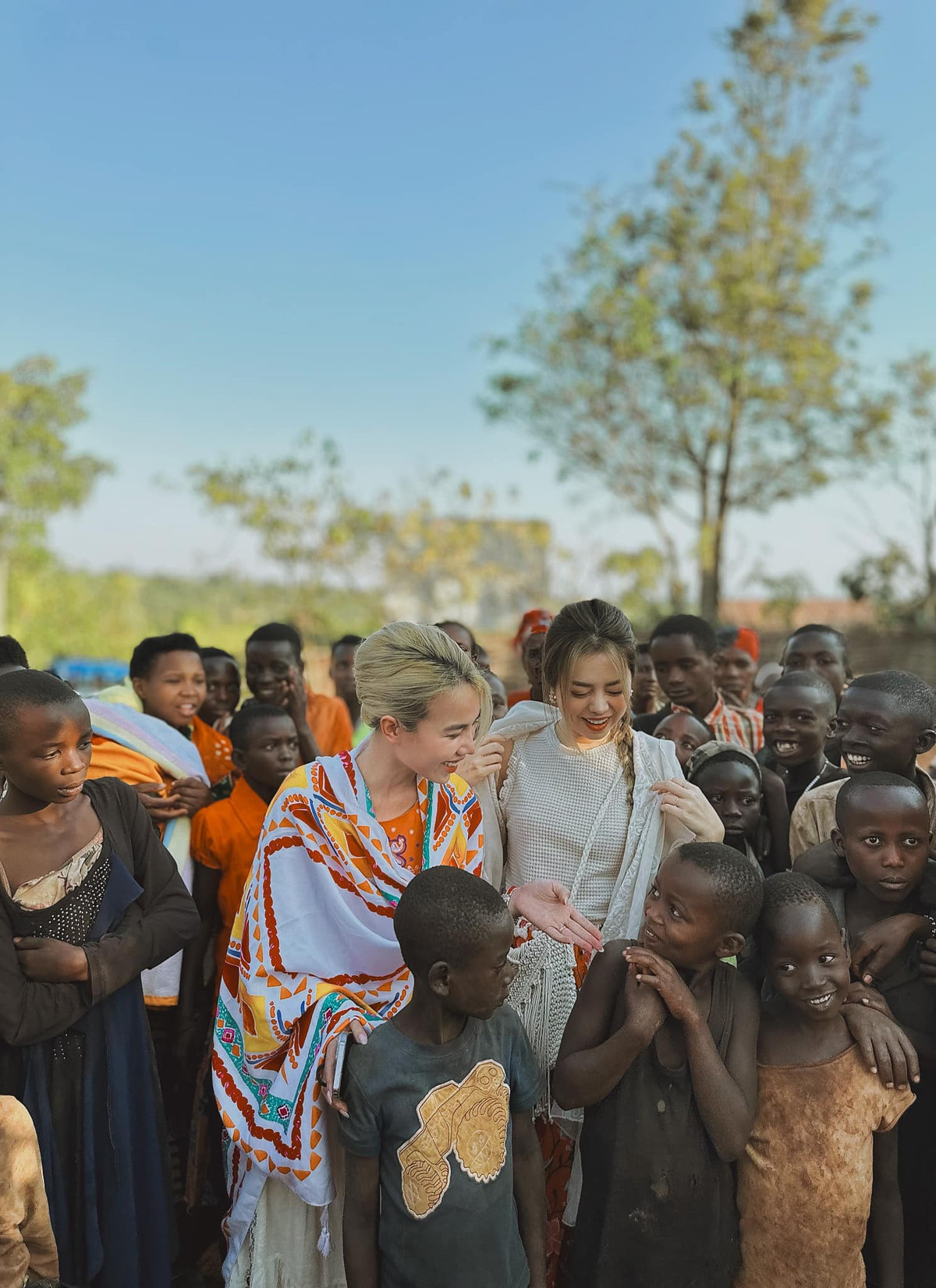 Doi ban chi 700 trieu di chau Phi “hit bui”, den noi ngheo nhat-Hinh-8