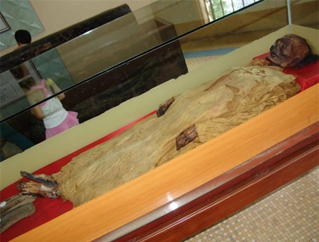 Bí ẩn xác ướp 100 năm vẫn còn nguyên vẹn ở giữa Sài Gòn ảnh 4