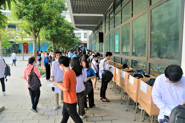 Bo GD&DT se kiem tra viec to chuc tuyen sinh cua cac truong dai hoc-Hinh-2