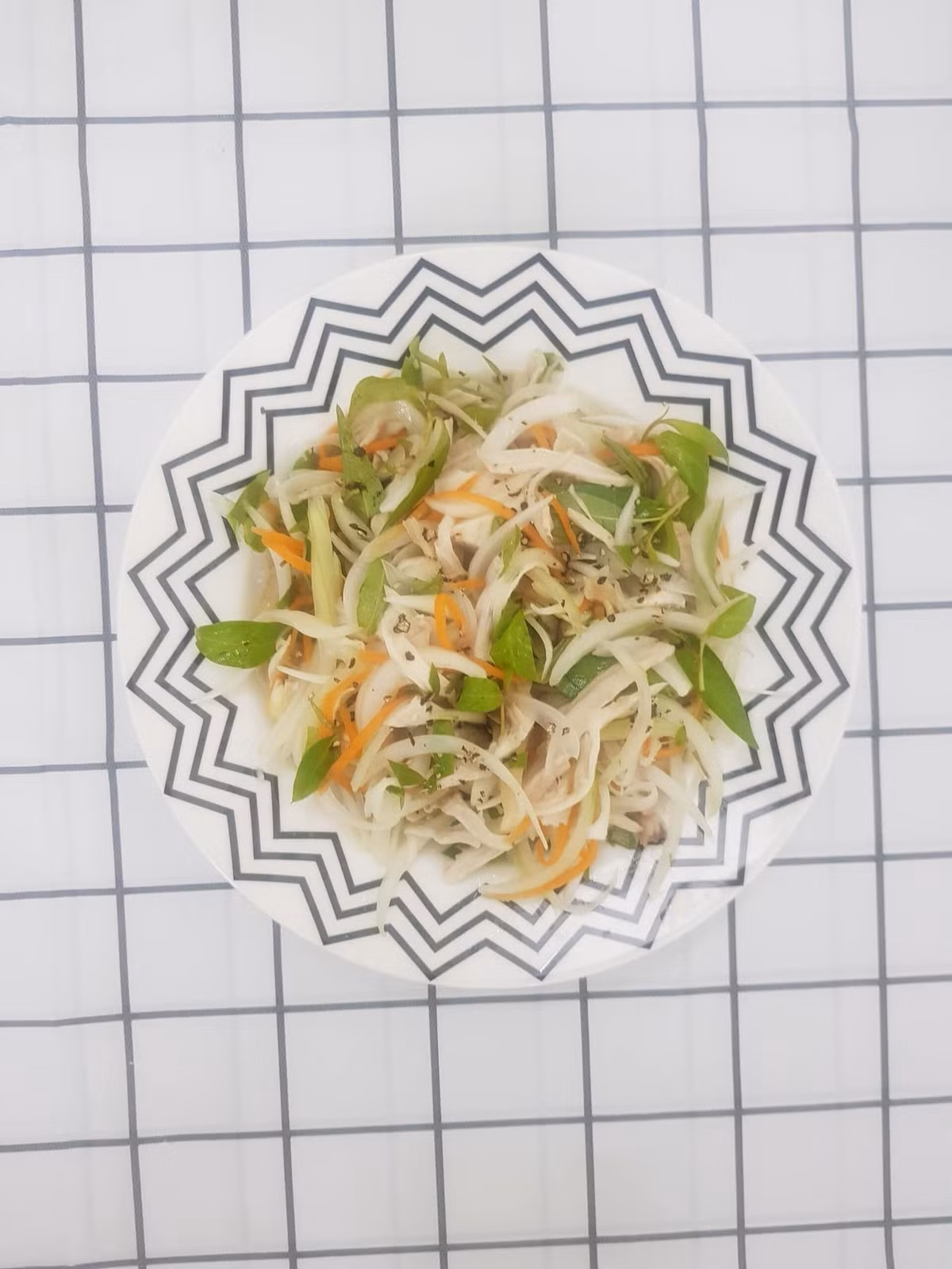 Ức gà đừng hấp hay rán, mang trộn rau răm - Hình 6 Uc ga dung hap hay ran, mang tron rau ram-Hinh-6