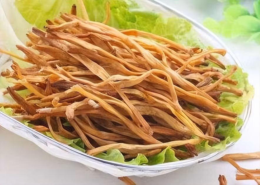 Loai rau dai nhieu nguoi coi la 