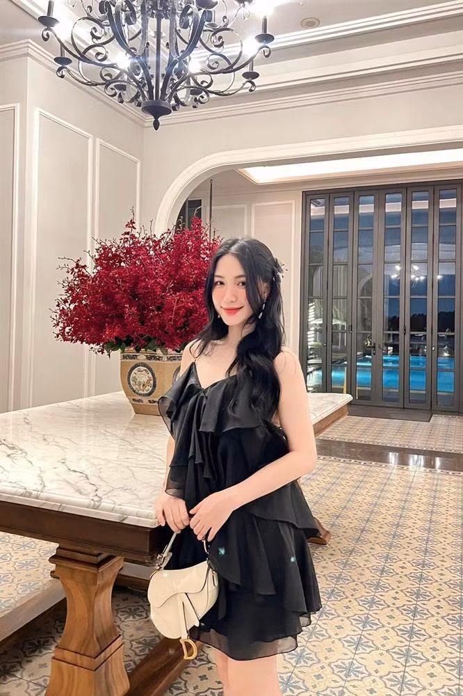 Hoa Minzy len tieng truoc nghi van mang thai con thu 2-Hinh-2