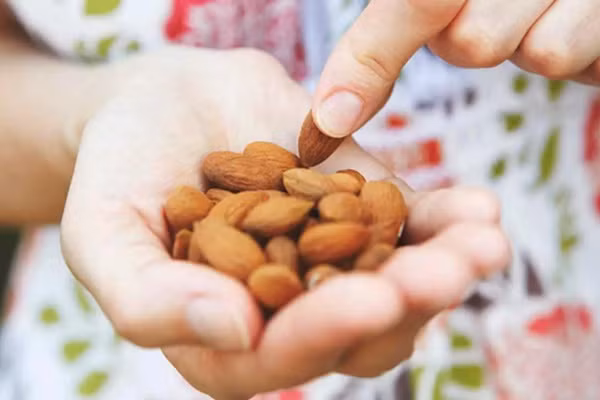 5 loai thuc pham la “than duoc” cho giac ngu