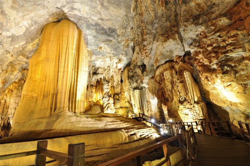 Đây là một trong những điểm du lịch hấp dẫn bậc nhất tỉnh Quảng Bình. Ảnh: Miendongduong.