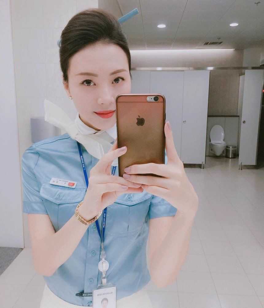 Hon nhan vien man cua hoi cuu tiep vien hang khong