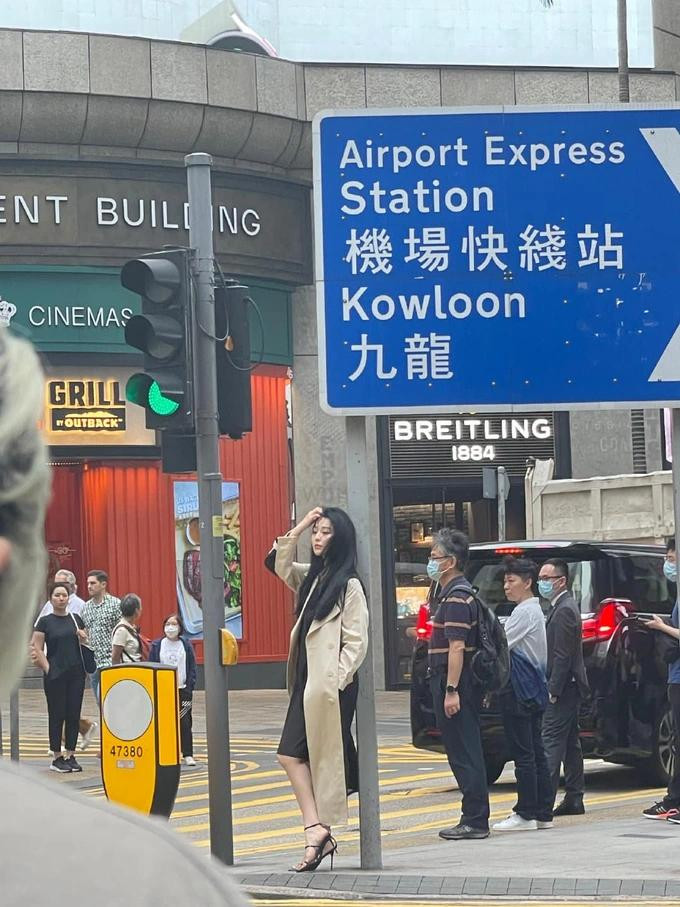 Vo tinh lot ong kinh fan, Pham Bang Bang gay sot nho dep-Hinh-2